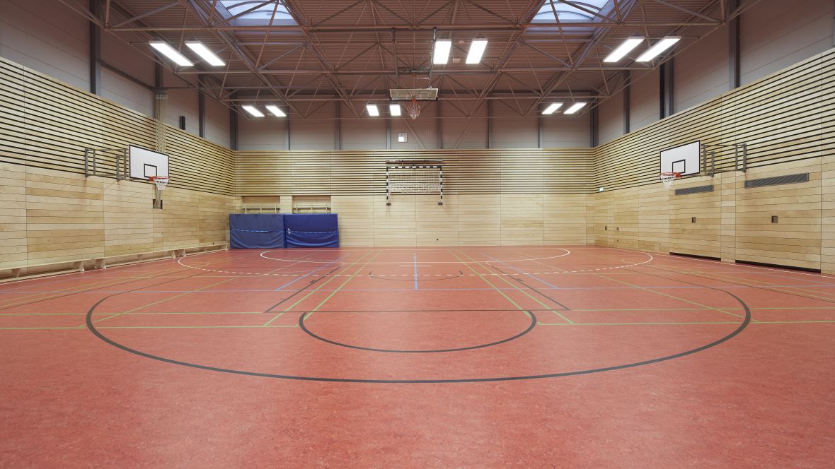 Sporthalle der Bischöflichen Canisiusschule Ahaus Sporthalle – Forbo Marmoleum Sport